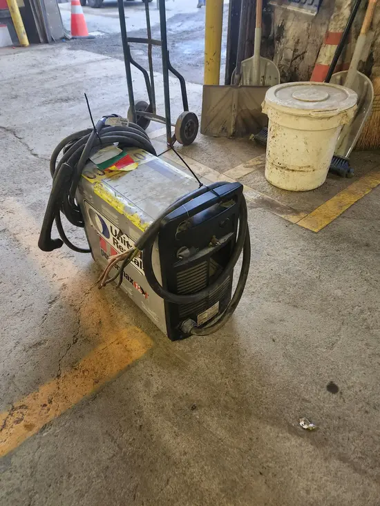 2018 HYPERTHERM POWERMAX 125 Welder
