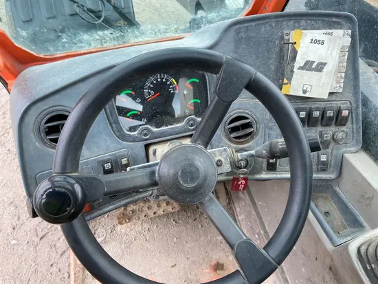 2016 JLG 1055 Forklift