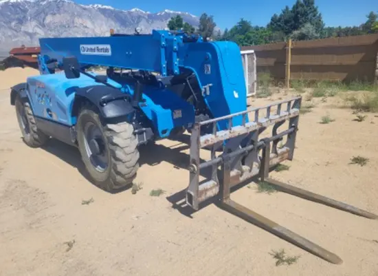2015 Genie GTH-844 Forklift