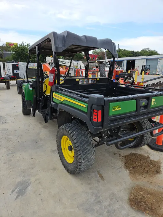 2022 John Deere XUV855M S4 Utility Vehicle