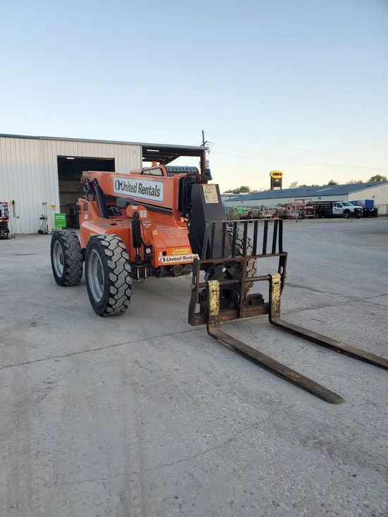 2017 SKYTRAK 6042 Forklift