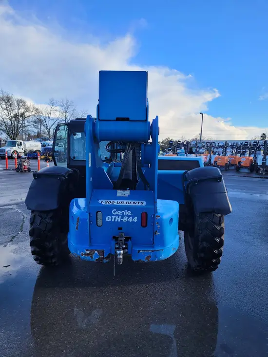 2015 Genie GTH-844 Forklift