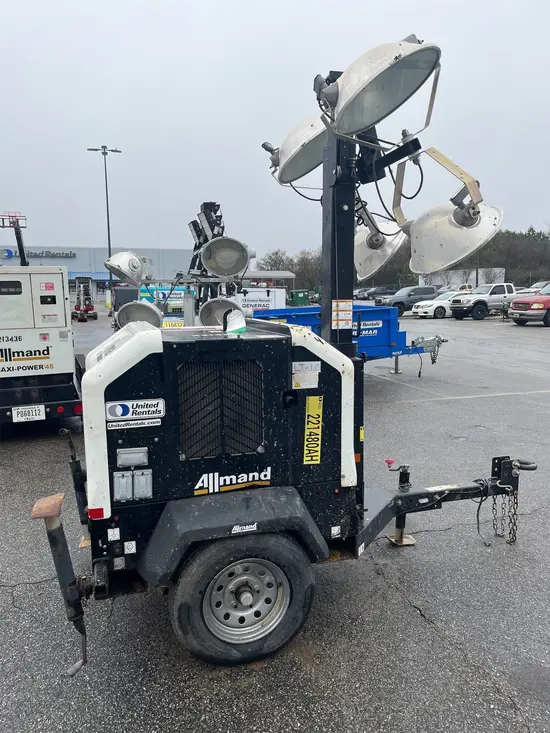 2019 Allmand NLV-ML3EC Portable Work Light