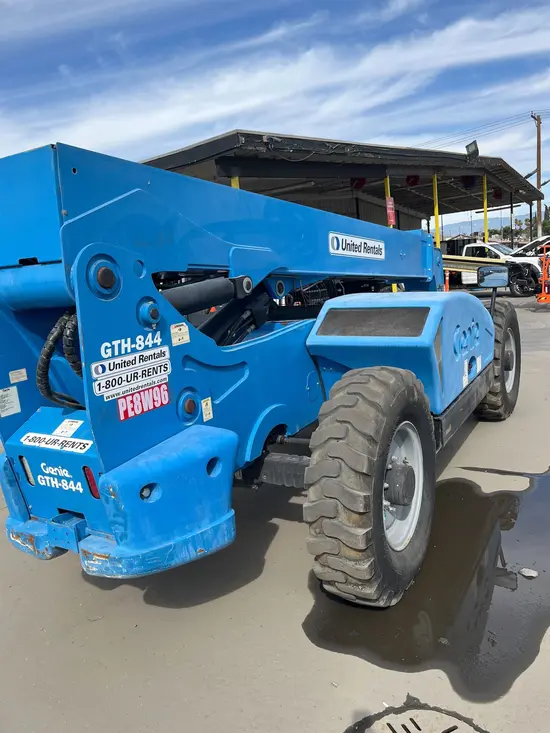 2014 Genie GTH-844 Forklift