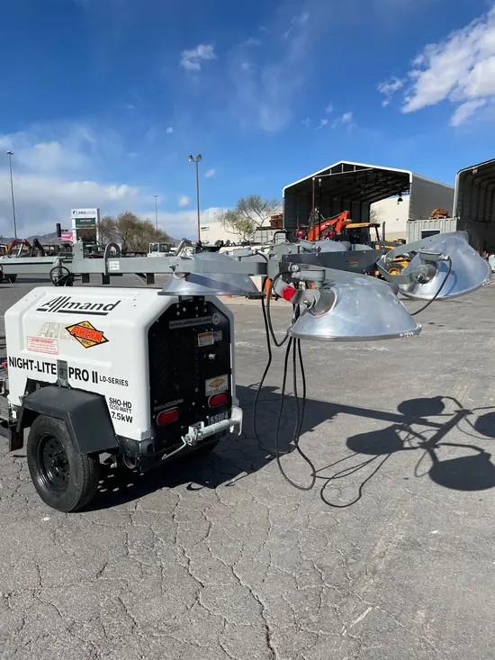 2015 Allmand NLPRO II Towable Light Tower