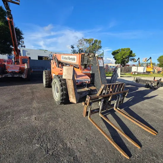 2016 SKYTRAK 10054 Forklift