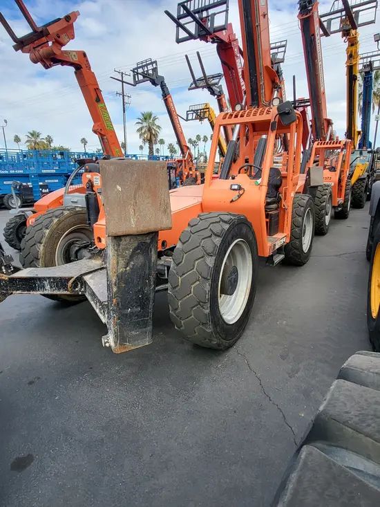 2017 SKYTRAK 10054 Forklift