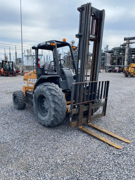 2017 Case 586H Forklift