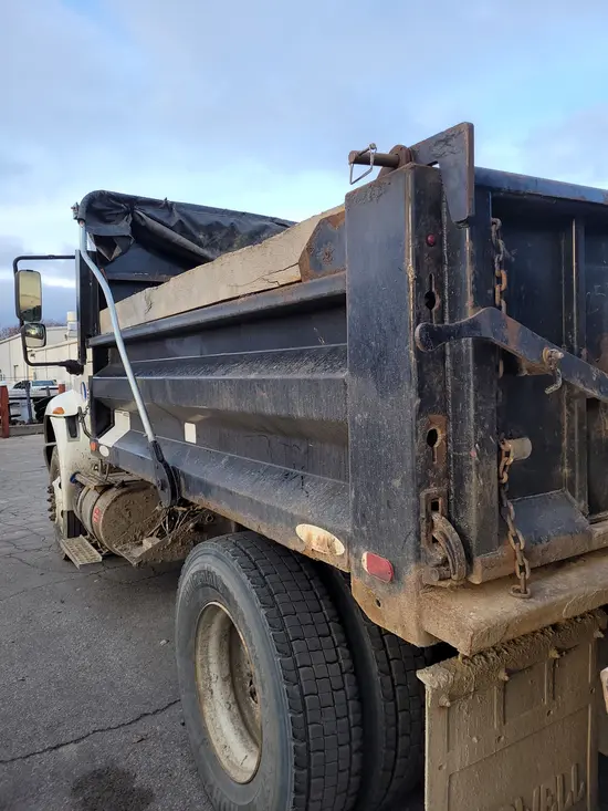 2017 International 4300 Truck