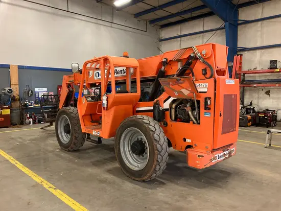 2015 SKYTRAK 6042 Forklift