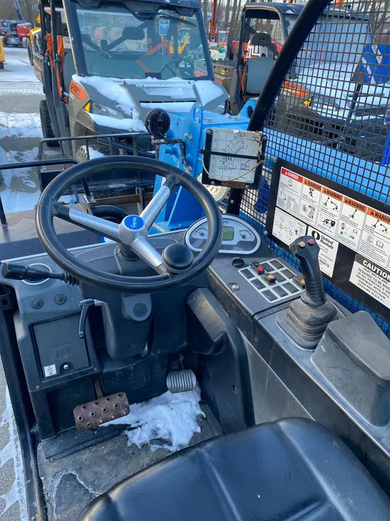 2017 Genie GTH-5519 Forklift