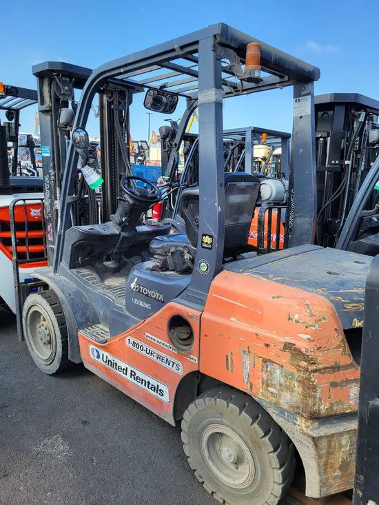 2016 Toyota 8FDU30 Warehouse Forklift