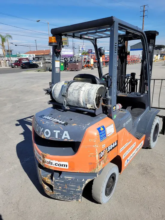 2018 Toyota 8FGU25 Warehouse Forklift