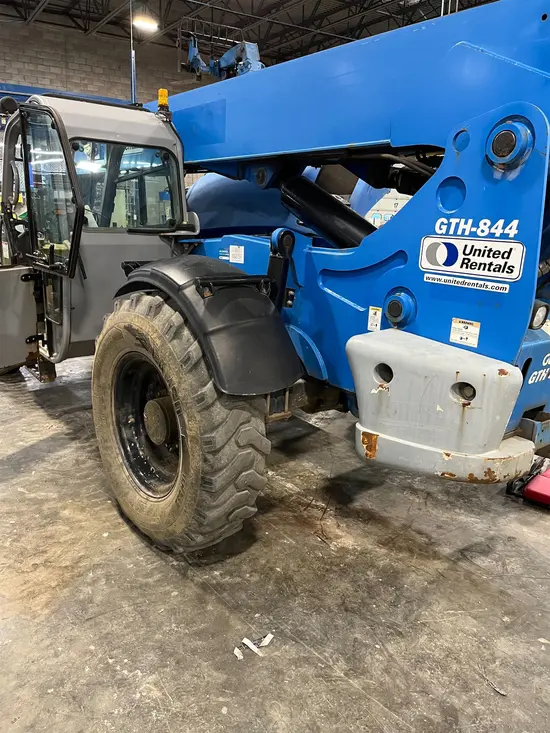 2014 Genie GTH-844D Forklift