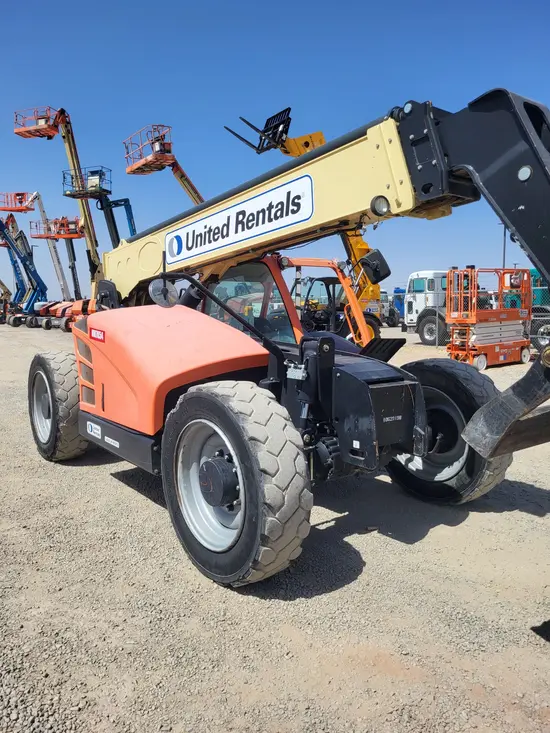2017 JLG 943 S Forklift