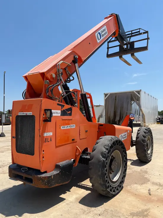 2015 SKYTRAK 6042 Forklift
