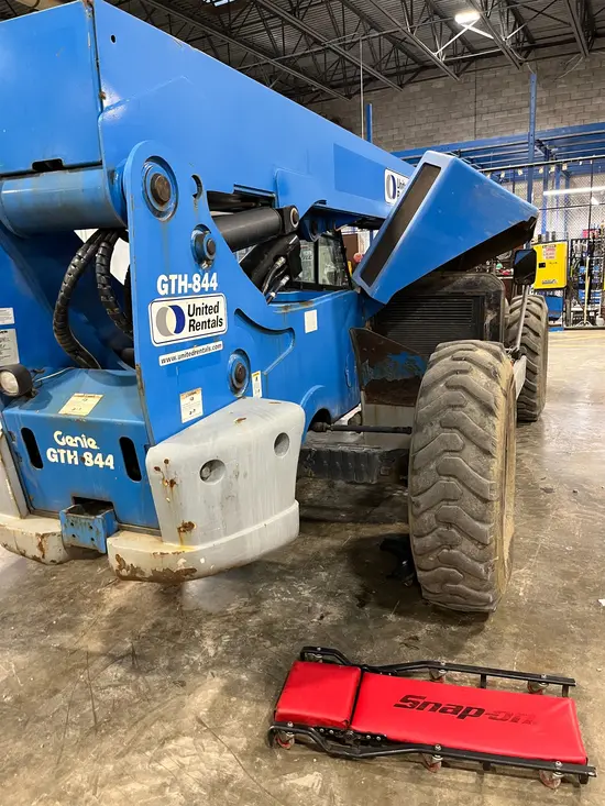 2014 Genie GTH-844D Forklift
