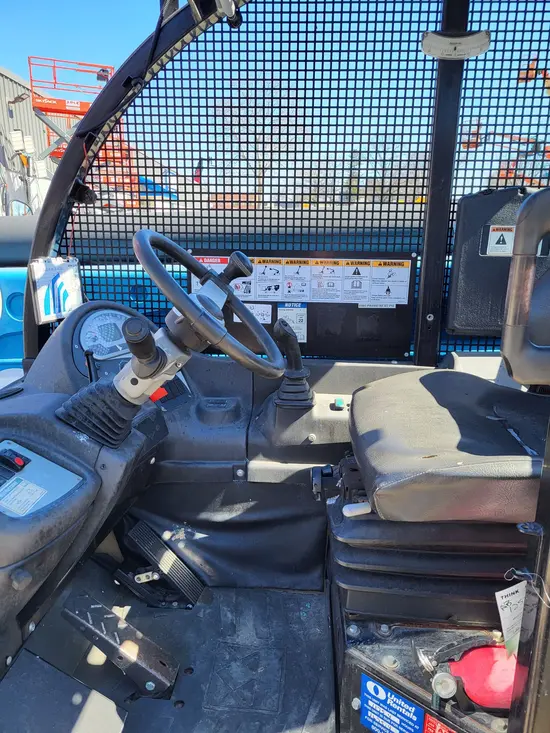 2015 Genie GTH-1256 Forklift