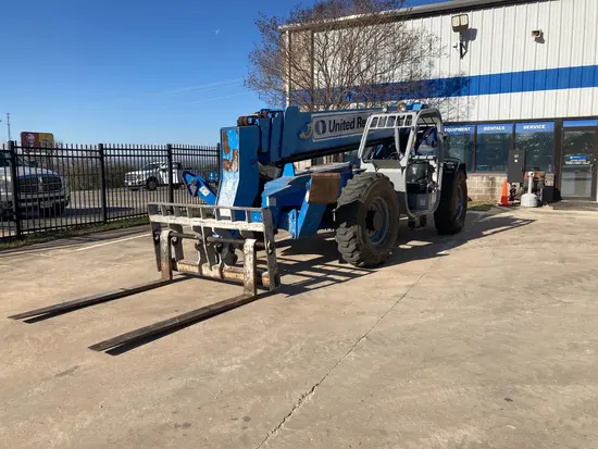 2014 Genie GTH-1056 Forklift