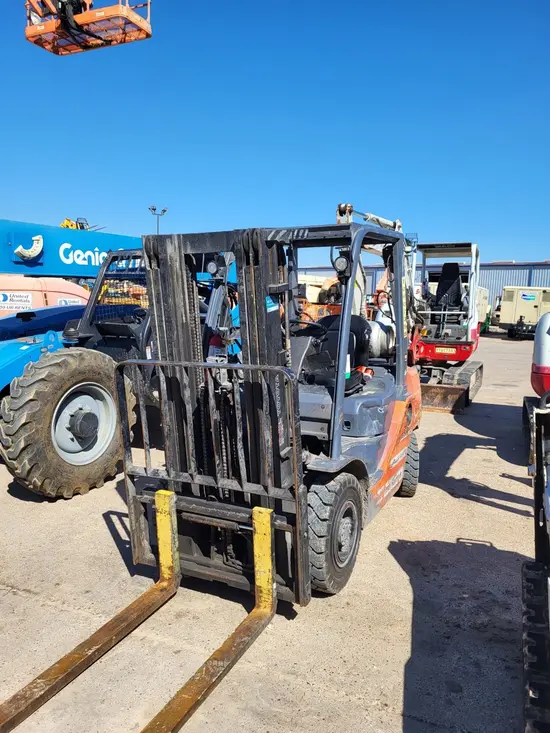 2019 Toyota 8FGU25 Warehouse Forklift