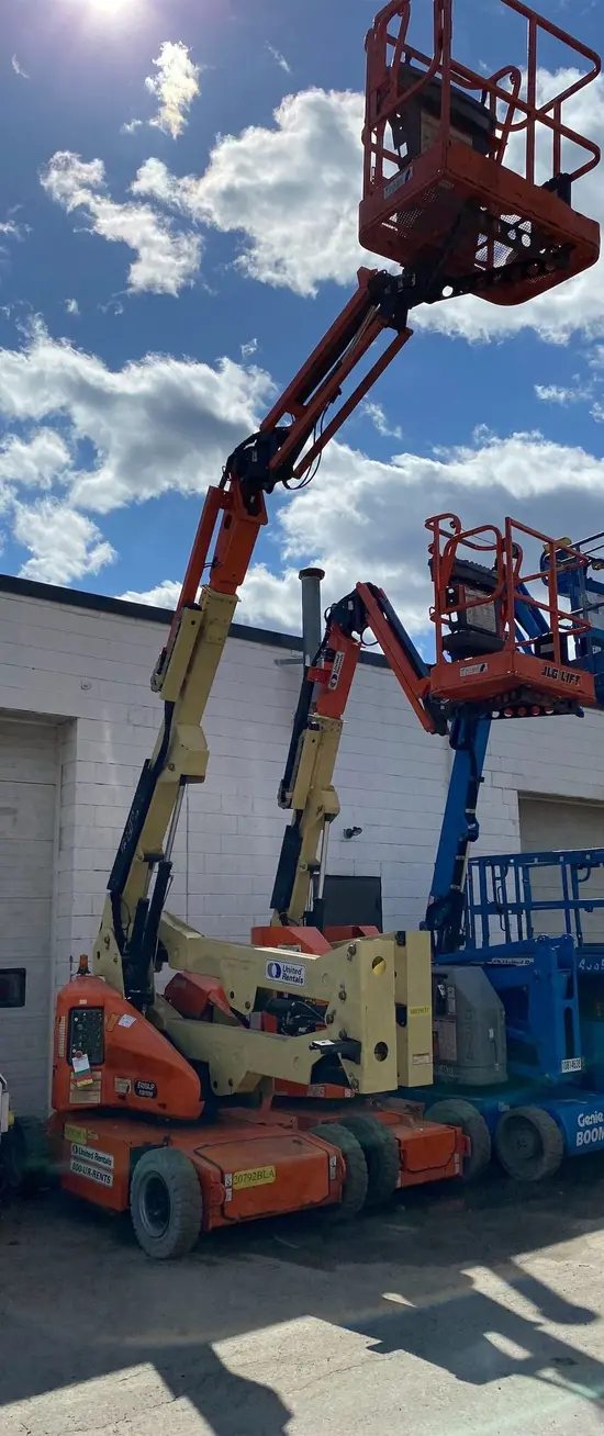2015 JLG E400AJPN Articulating Boom Lift