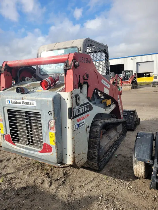 2017 Takeuchi TL10V2-R Track Loader