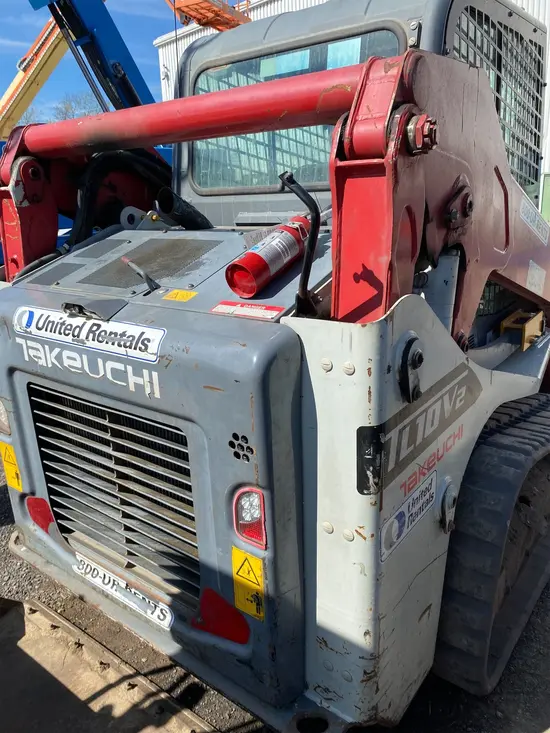 2019 Takeuchi TL10V2-CR Track Loader