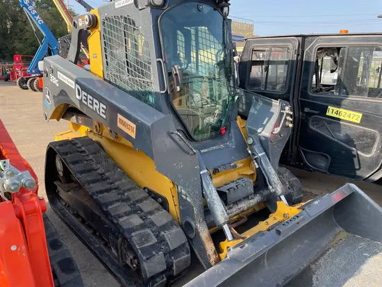 2017 John Deere 331G Track Loader