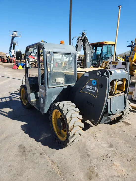 2016 Gehl RS5-19 Forklift