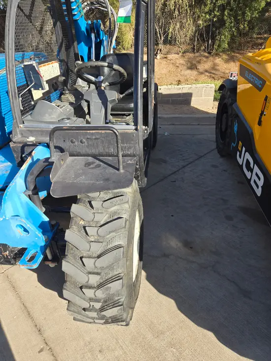 2018 Genie GTH-5519 Forklift