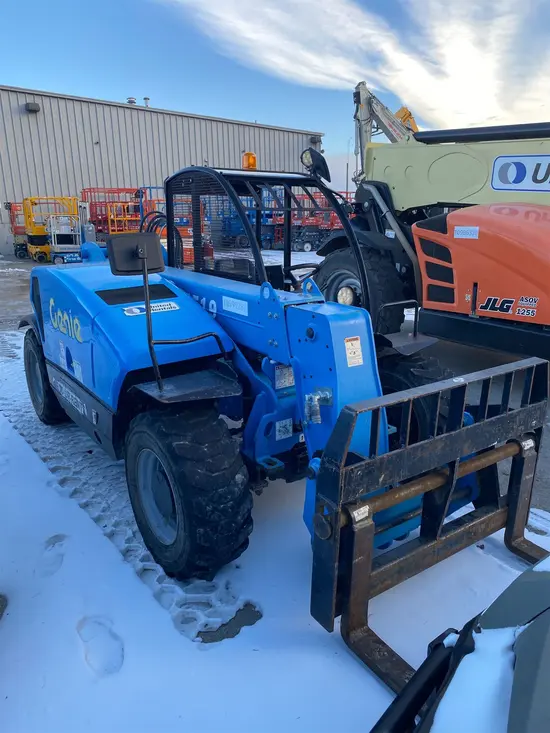 2017 Genie GTH-5519 Forklift