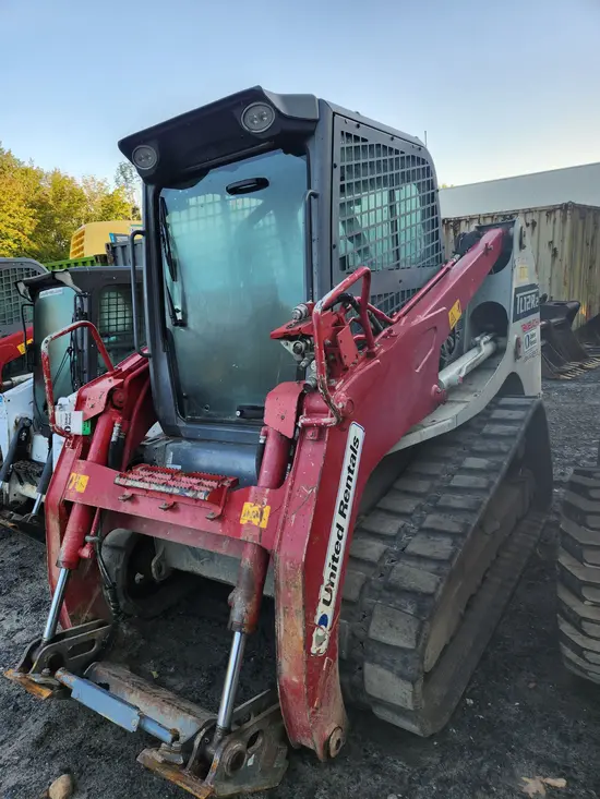 2018 Takeuchi TL12R2-CR Track Loader