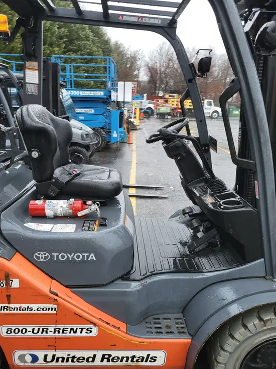 2018 Toyota 8FGU25 Warehouse Forklift