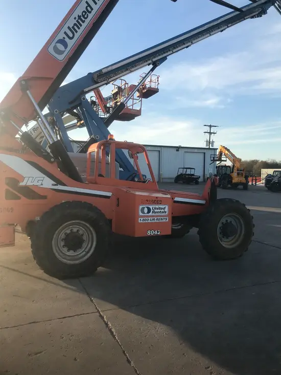 2014 SKYTRAK 8042 Forklift