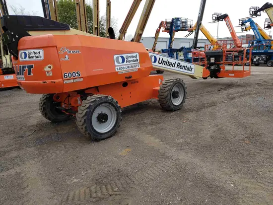 2015 JLG 600S Boom Lift