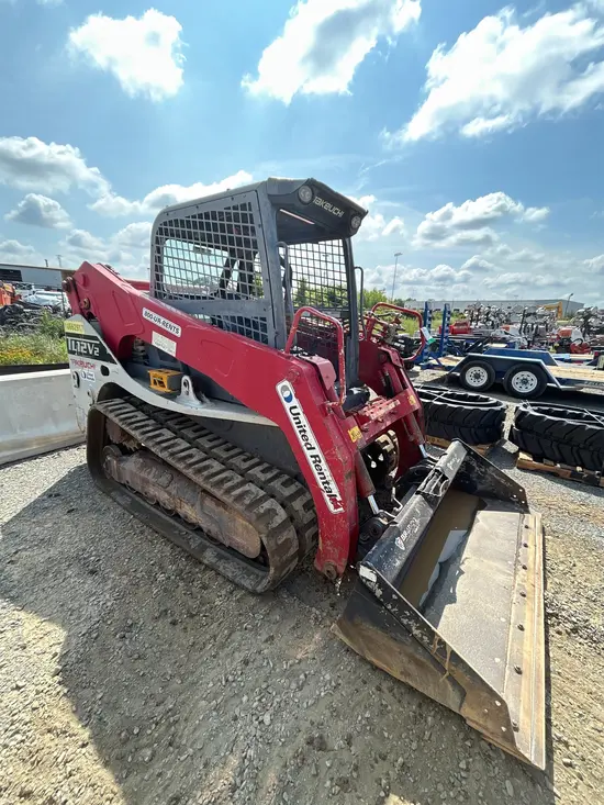 2017 Takeuchi TL12V2-R Track Loader