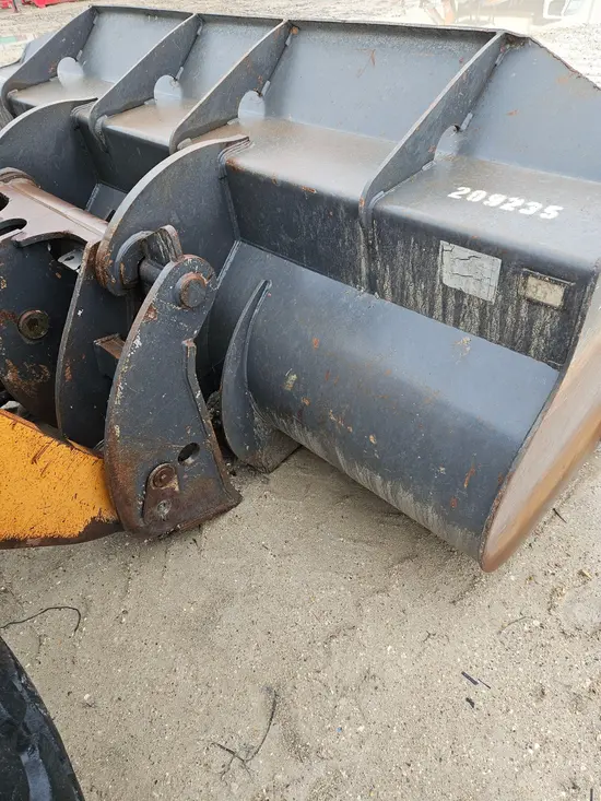 2018 Case 84496736 Bucket Attachment