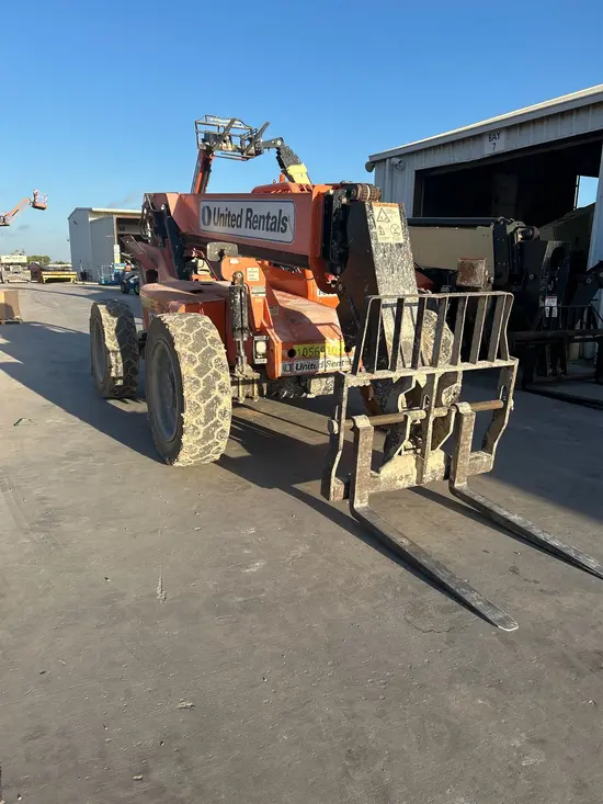 2017 SKYTRAK 6042 Forklift