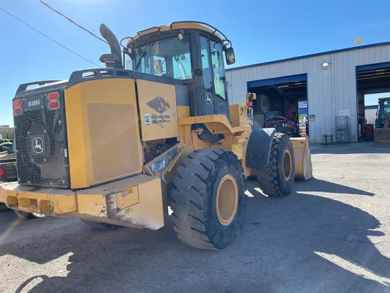 2016 John Deere 624K Wheel Loader