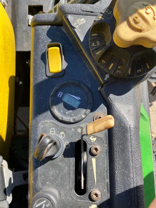 2021 John Deere Z915E