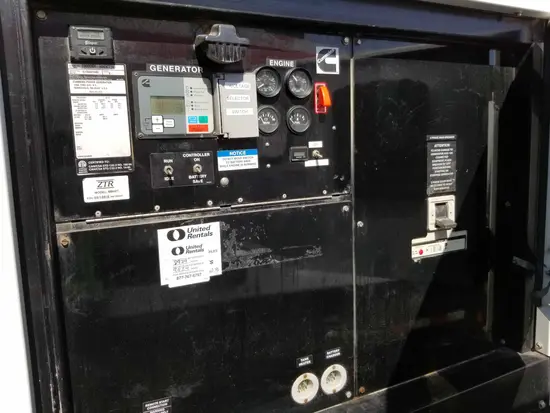 2013 Cummins C300 600V Diesel Generator