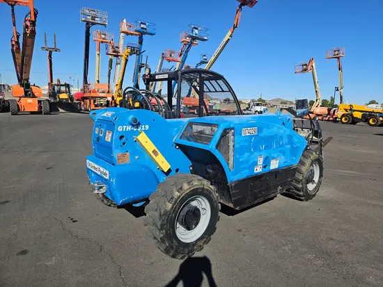 2018 Genie GTH-5519 Forklift