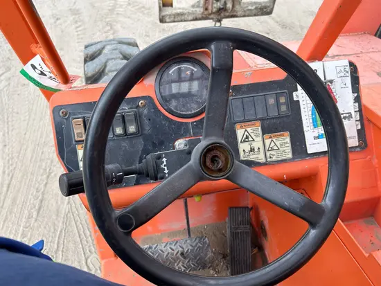 2015 SKYTRAK 6042 Forklift