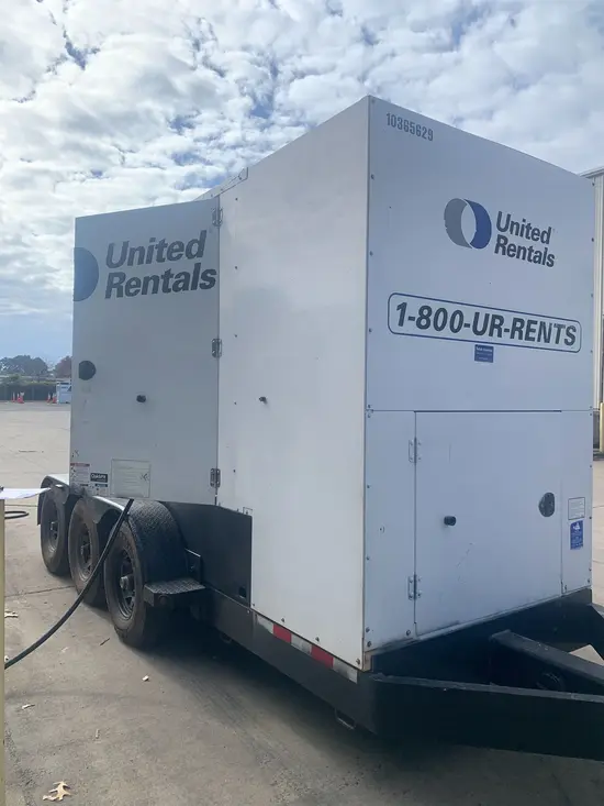 2015 Cummins C300D6R WOG Diesel Generator