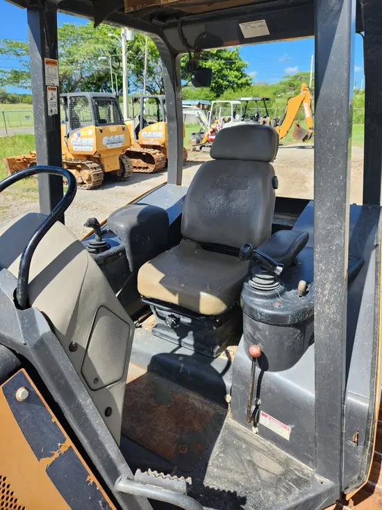 2017 Case 650L Bulldozer