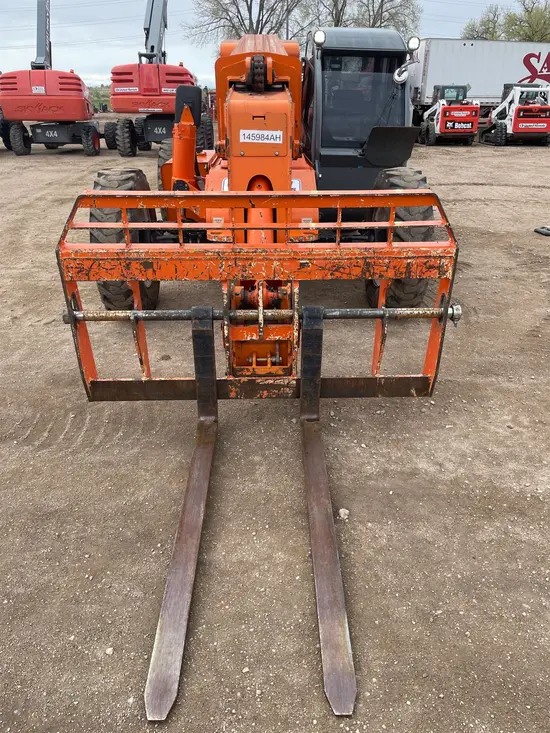 2014 XTREME XR842 Forklift