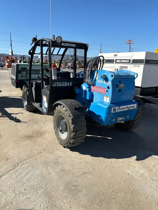 2017 Genie GTH-5519 Forklift
