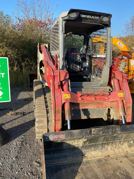 2017 Takeuchi TL12R2-R Track Loader