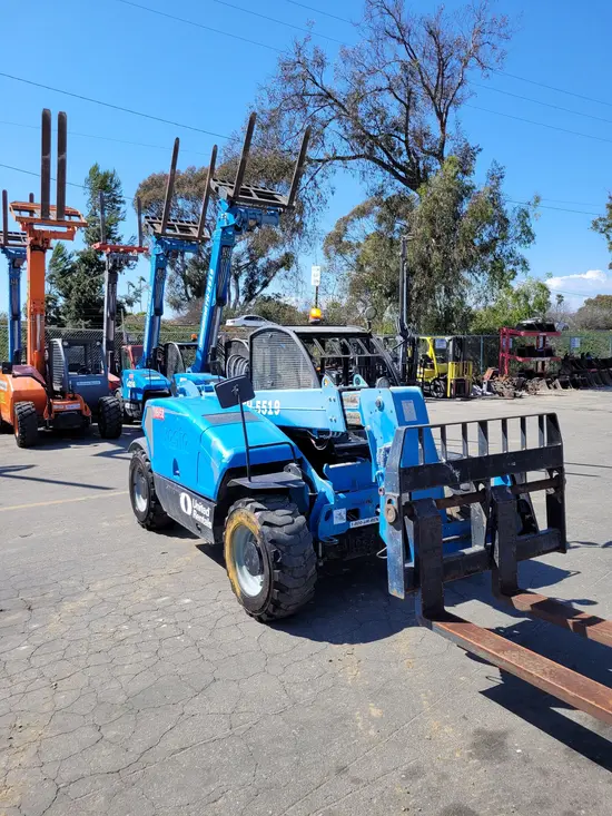 2017 Genie GTH-5519 Forklift