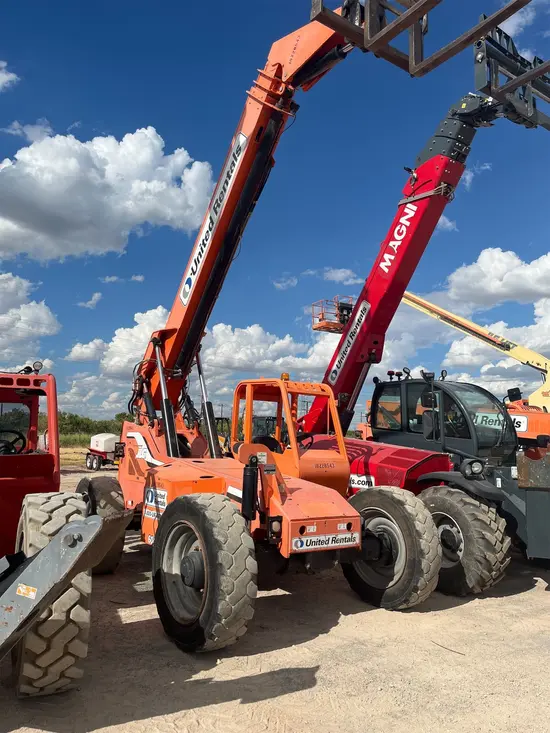 2014 SKYTRAK 6042 Forklift